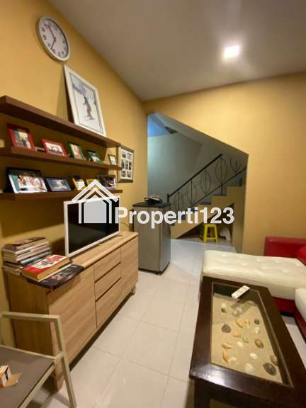 Rumah full furnished di Cipayung Jaktim Bonus Kost 5 Pintu - 3