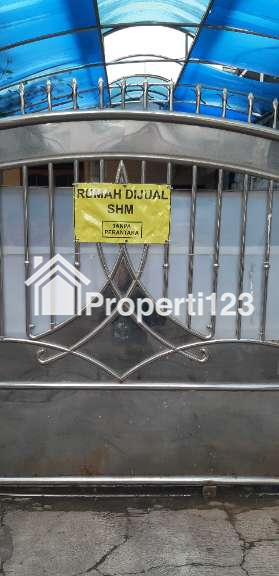 DIJUAL RUMAH LUAS DI KEMAYORAN - 1