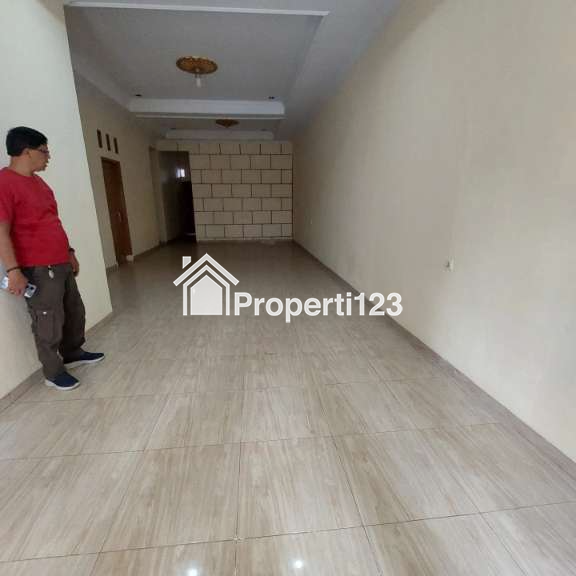 Rumah 1 Lantai Siap Huni Lokasi Strategis di Kalibata Jakarta - 3