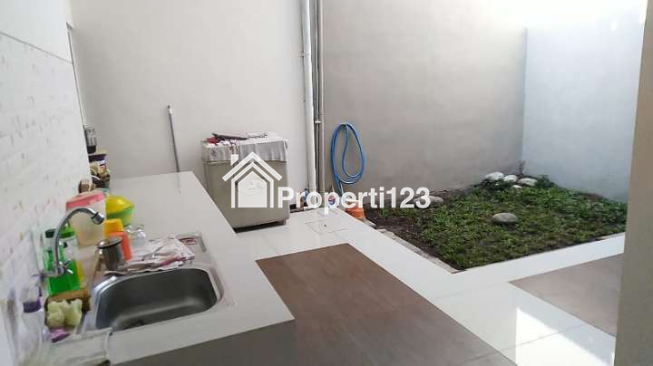 Rumah Mewah 2 Lantai di Sawojajar 2 Malang - 4