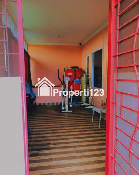 Kesempatan Emas: Rumah Mewah 3 Lantai di Tanah Baru, Beji, Depok! Segera Miliki Rumah Impian Anda! - 6
