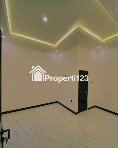 Rumah Impian Anda Menanti! Hunian Cluster Classic Modern dengan Ruko di Lokasi Premium Jakarta Selatan - 13