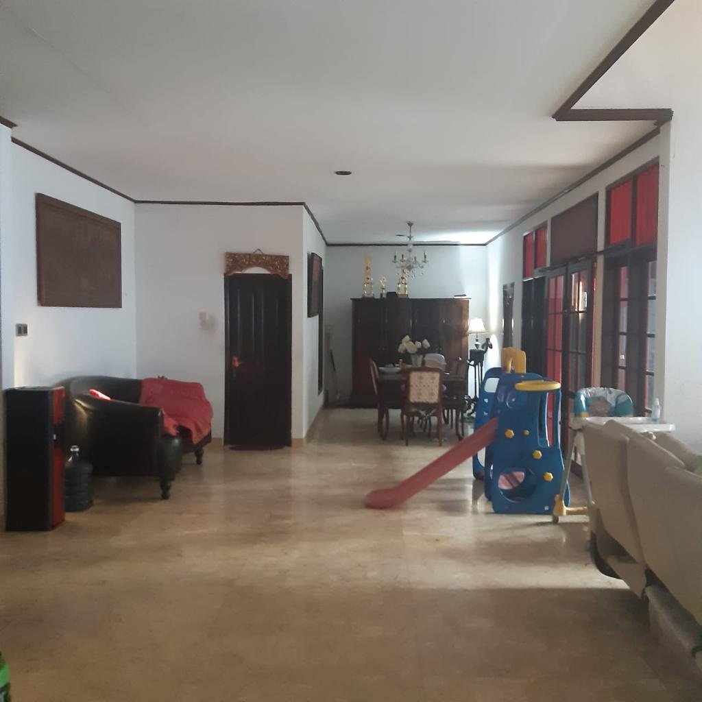 Rumah Bagus S.Pool Jl. Pepaya Jagakarsa Jakarta Selatan - 3