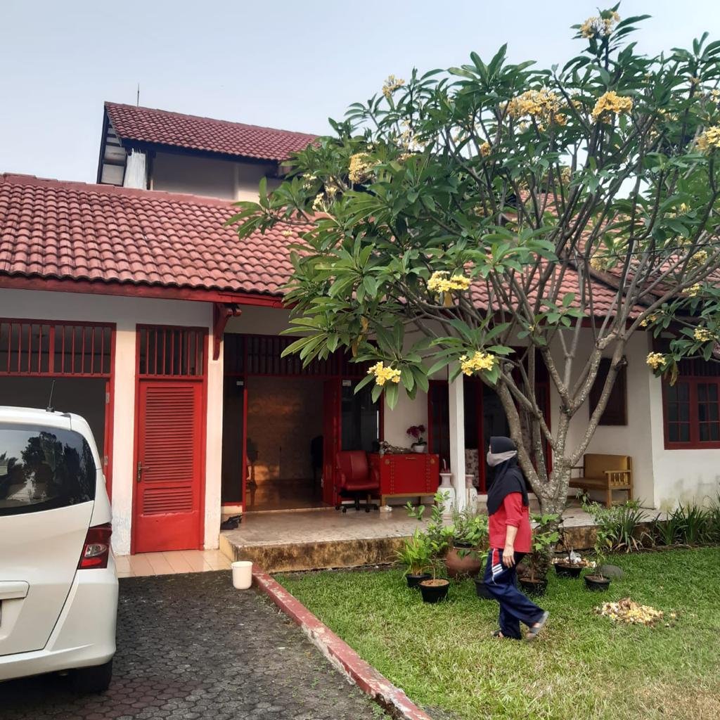 Rumah Bagus S.Pool Jl. Pepaya Jagakarsa Jakarta Selatan - 4