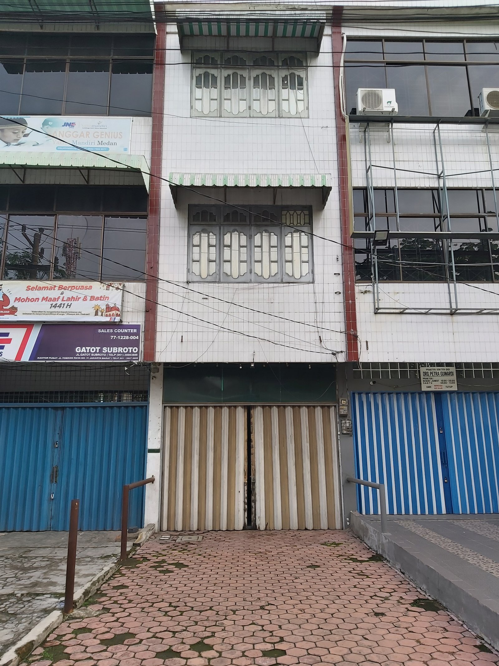 Dijual Ruko 3.5 Lantai Depan Perumahan Tomang Elok - 1