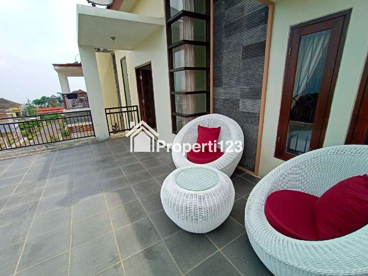 Disewakan Villa di Kawasan Wisata Kota Batu dengan Private Pool dan Fasilitas Lengkap - 11