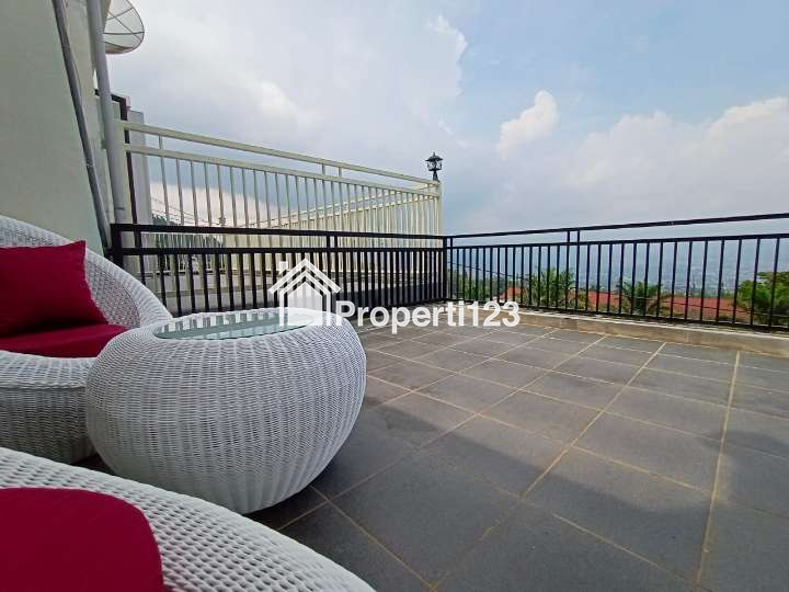 Disewakan Villa di Kawasan Wisata Kota Batu dengan Private Pool dan Fasilitas Lengkap - 12