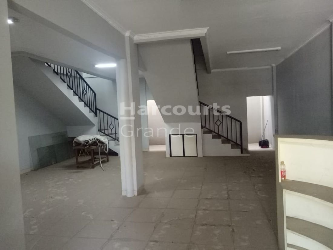 Ruko 3 Lantai Gadeng 3 Jl. KH Noer Ali, Pondok Kelapa, Jak Tim - 2