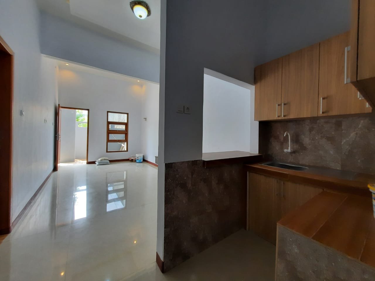 Dijual Rumah Cluster Ada Kolam Renang di Jagakarsa Jakarta Selatan - 2