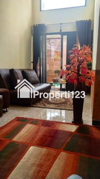 Dijual Rumah 2 Lantai Depan Bandara Abd Saleh Malang - 10