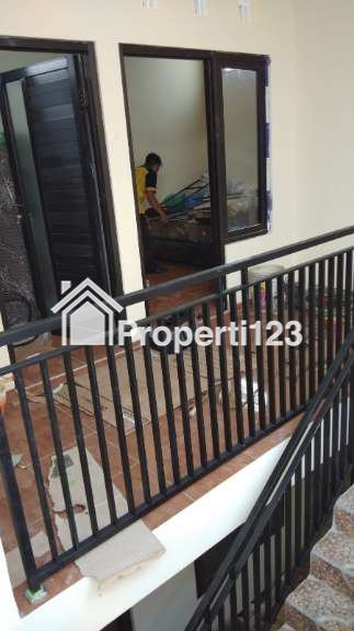 Dijual Rumah 2 Lantai Depan Bandara Abd Saleh Malang - 12