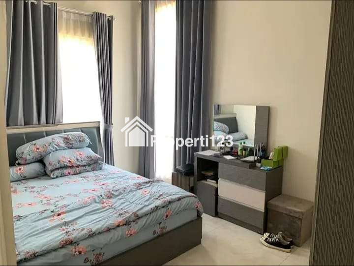 Rumah Mewah Baru di Villa Puncak Tidar Malang - 10