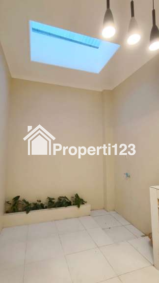 Rumah Cantik Siap Huni Mutiara Gading City Bekasi - 9