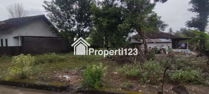 Rumah Pesan Bangun Free Design Dekat Tugu Selomartani - 5