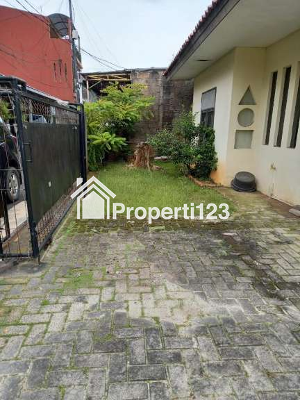 Disewakan rumah di Jakarta Timur - 2