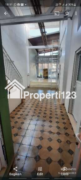 Rumah siap Huni  siap Usaha - 2