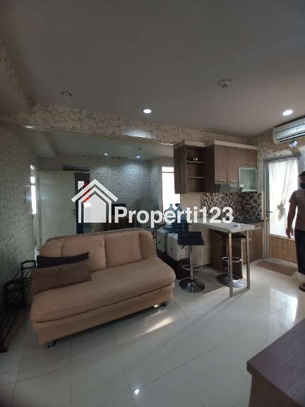 Disewakan apartemen GRAND EMERALD lt 5 Posisi HOOK - 1