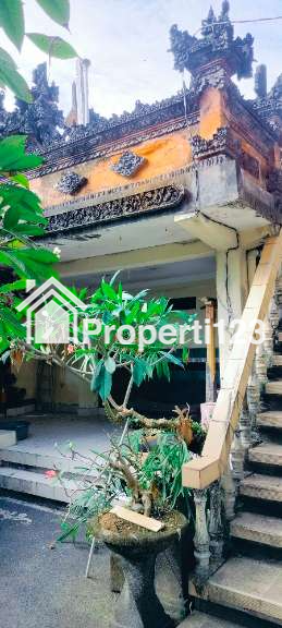 Dijual Rumah di pinggir jalan utama area Batubulan - 2