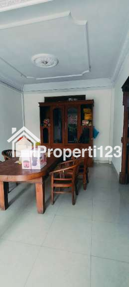 Dijual Rumah di pinggir jalan utama area Batubulan - 3