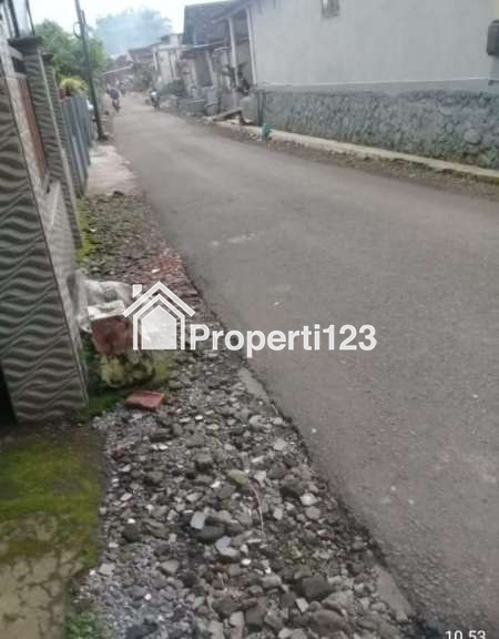 Rumah 2 Lantai Ds Toyomarto di Singosari, Malang, Jawa Timur - 3