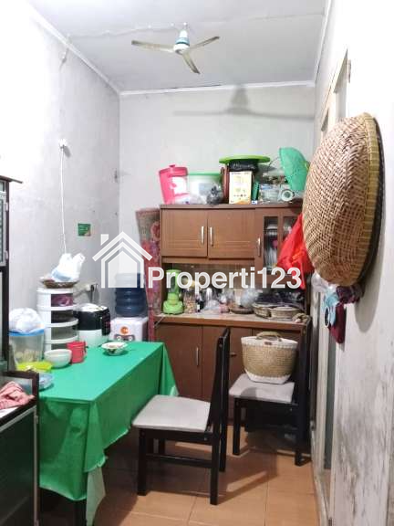 Rumah 2 Lantai Perumahan Metland Menteng Cakung Jakarta Timur - 10