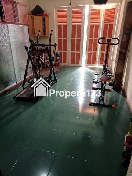 Rumah Seken Hook Siap Huni 2 Lantai Sawojajar - 6