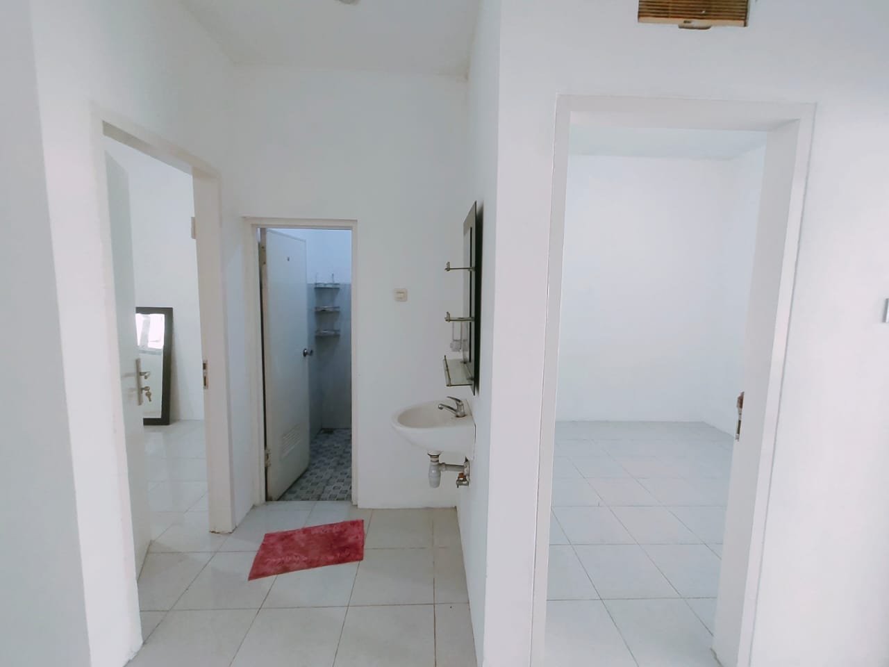 Dijual Rumah Siap Huni, Strategis di Perumahan Kirana Gardenia , Sawangan Depok - 7