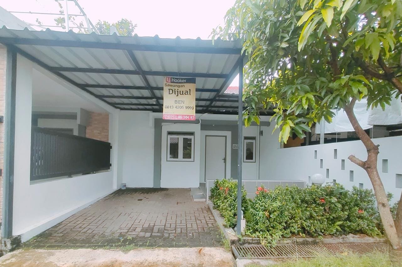 Dijual Rumah Siap Huni, Strategis di Perumahan Kirana Gardenia , Sawangan Depok - 1