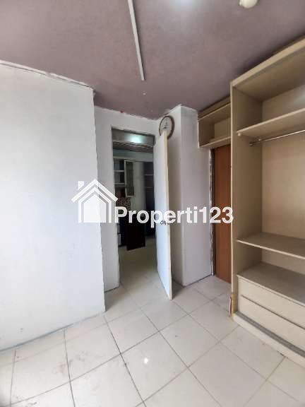 Disewakan apartemen gading nias tower EMERALD  lt 21 posisi HOOK - 1