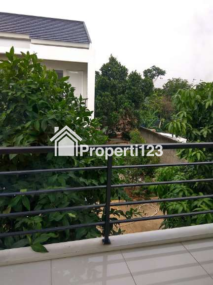 Dipasarkan Rumah Premium 2 Lantai Siap Huni - 9