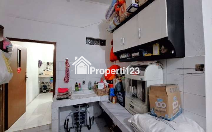 Rumah Hoek Murah Kota Harapan Indah Bekasi - 8