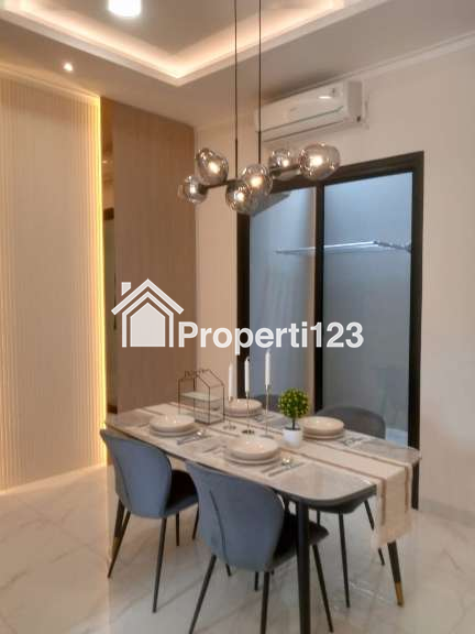 Dipasarkan Rumah Premium 2 Lantai Siap Huni - 4
