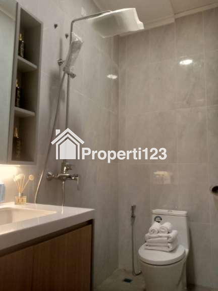 Dipasarkan Rumah Premium 2 Lantai Siap Huni - 6