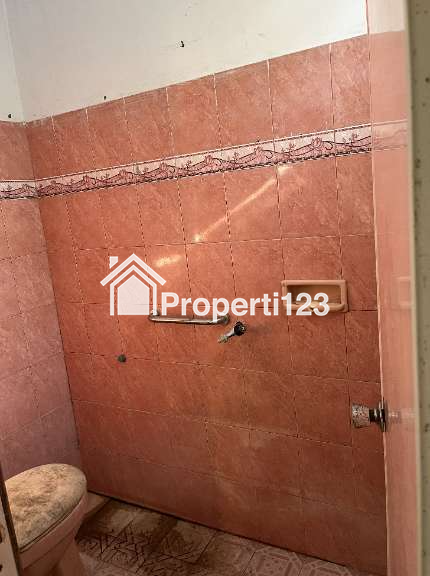 Dijual Rumah Lok. Strategis Posisi Hook menghadap Jalan Raya Cigugur Kuningan Jabar - 9