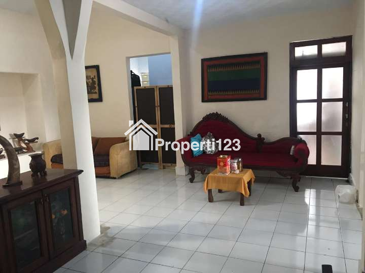 Dijual Rumah Lok. Strategis Posisi Hook menghadap Jalan Raya Cigugur Kuningan Jabar - 5