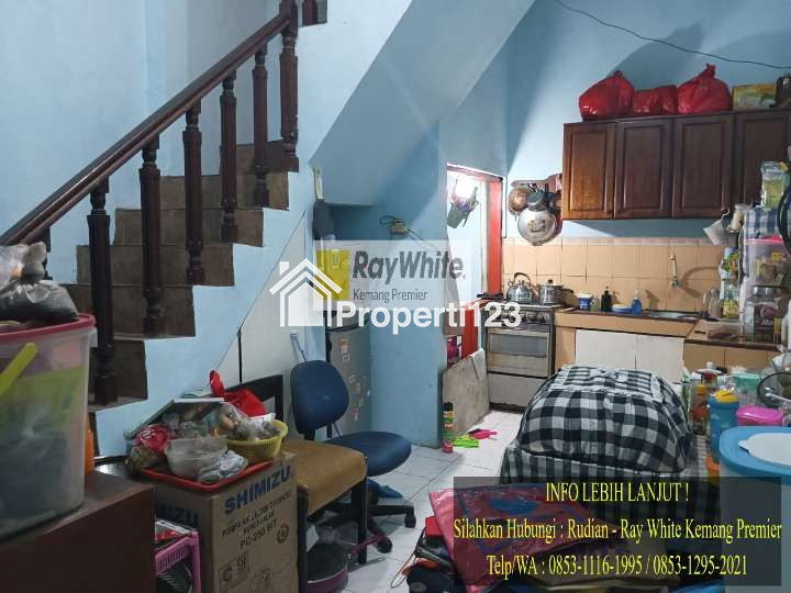 Dijual Rumah 2 Lantai Minimalis Lokasi Menteng - 13