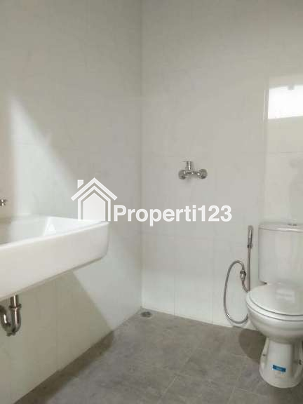 Dipasarkan Rumah Premium 2 Lantai Siap Huni - 5