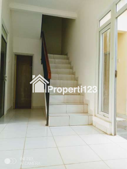 Dipasarkan Rumah Premium 2 Lantai Siap Huni - 5