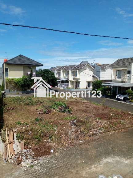 Dipasarkan Rumah Premium 2 Lantai Siap Huni - 2