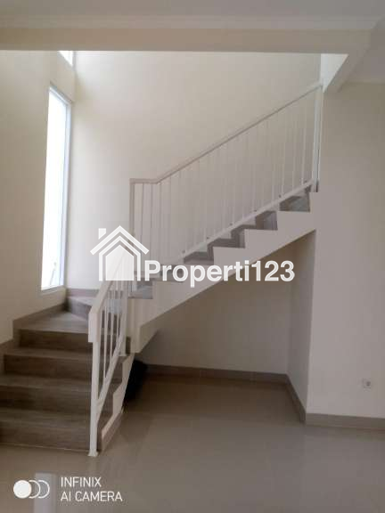 Dipasarkan Rumah Premium 2 Lantai Siap Huni - 3