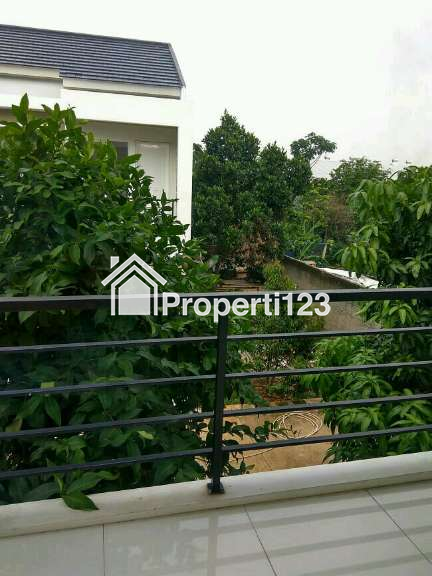 Dipasarkan Rumah Premium 2 Lantai Siap Huni - 10