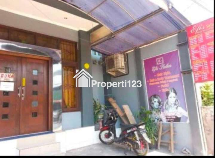 Disewakan Ruko 3 Lantai Pusat Kota di Jalan Sawahan Petemon Surabaya - 2