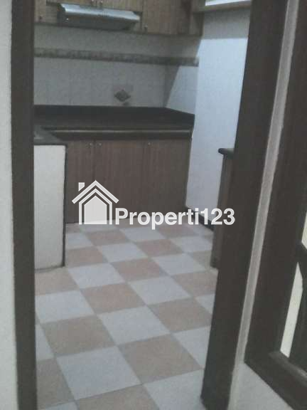 Dijual Rumah Semi Furnished di Perumahan Graha Sampurna Indah Wiyung Surabaya Barat - 4
