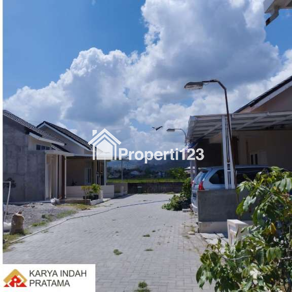 rumah modern 2 lantai dalam perumahan di banguntapan,dekat jogja kota giwangan - 5