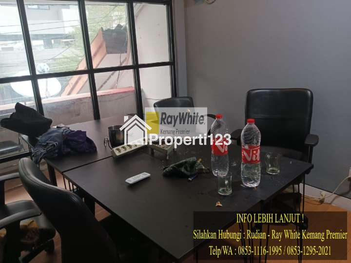 Rumah Harga 4 M - an di Tebet Barat - 8