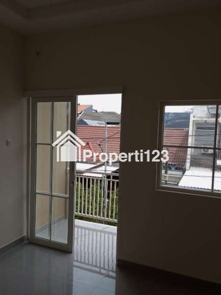 Rumah Mulyosari Baru Gress Minimalis Siap Huni - 5