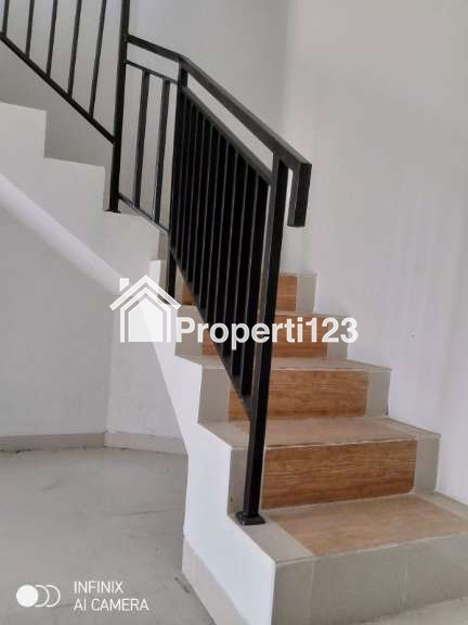 Dipasarkan Rumah Premium 2 Lantai Siap Huni - 9