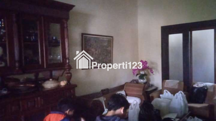 RUMAH BELANDA NYAMAN BERSIH DAN TERAWAT DI PUSAT KOTA BANDUNG - 3