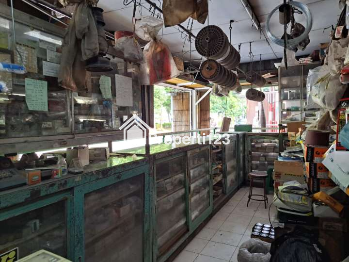Dijual Toko SUper Strategis 0 Jalan Raya di Jalan Rajawali Surabaya - 3