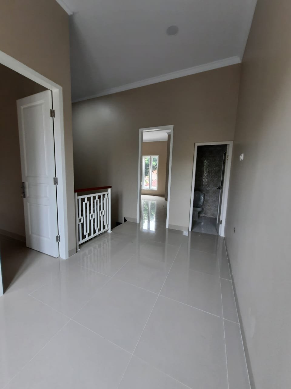 Dijual Murah Rumah Non Cluster Kav.B di Jln Moh Kahfi 2 Jagakarsa Jakarta Selatan - 5